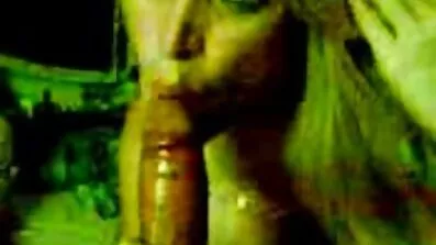 Partner kåt tik Cumshot i ansiktet porrfittor