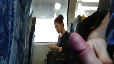 Hårt Jävla av en rödhårig kvinna i en hänsynslös fitta visa fitta film