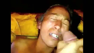 TinkInk sexiga fittor speciellt fotograferad i bakgrunden av kuk